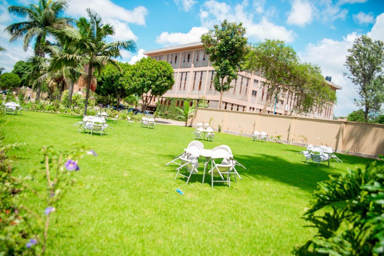 Lush Garden Hotel Arusha Exterior photo