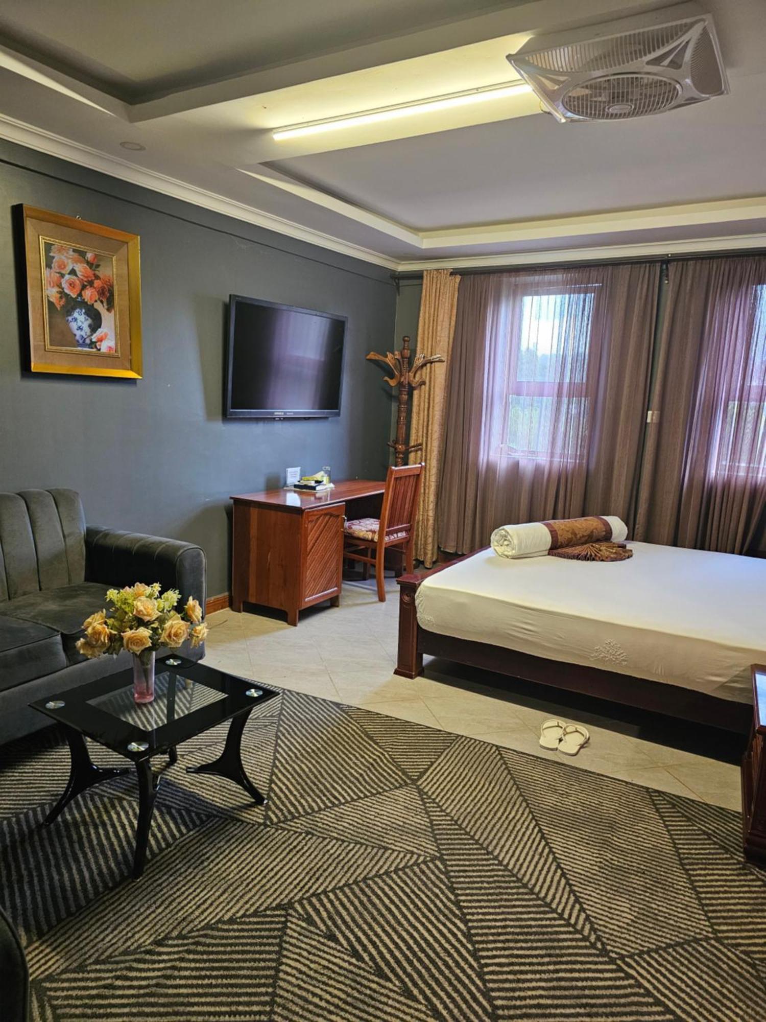 Lush Garden Hotel Arusha Exterior photo